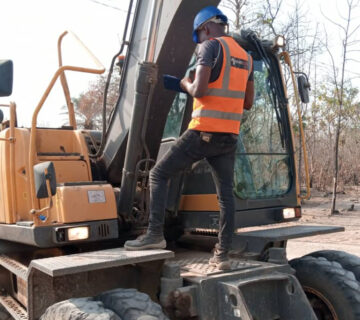 lifting-equipment-inspection-2-copy-360x320